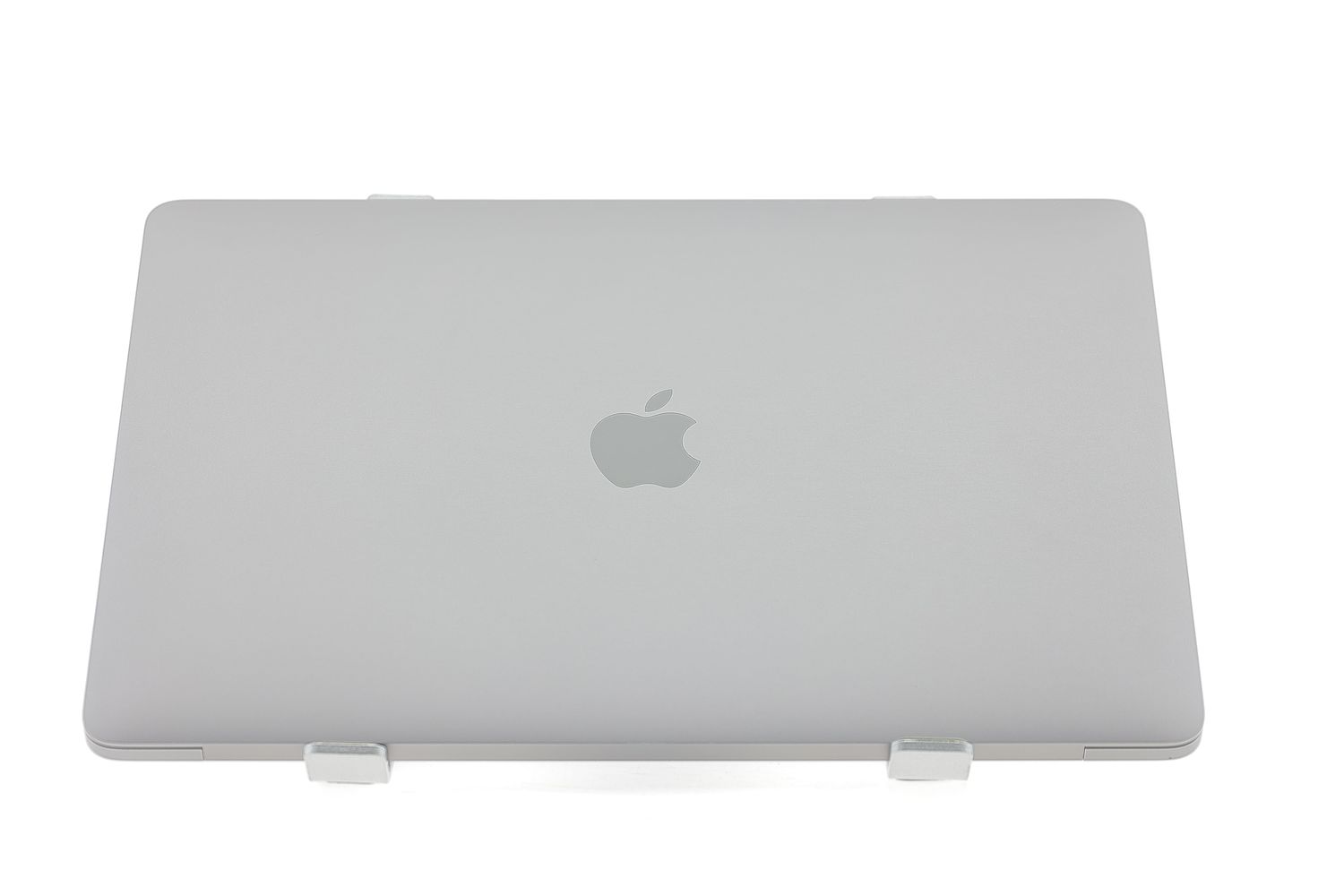 Apple MacBook Pro 13″ 2020, M1 8 Cores, 8 GB, 8 core GPU 256 GB Space Gray - Excelent