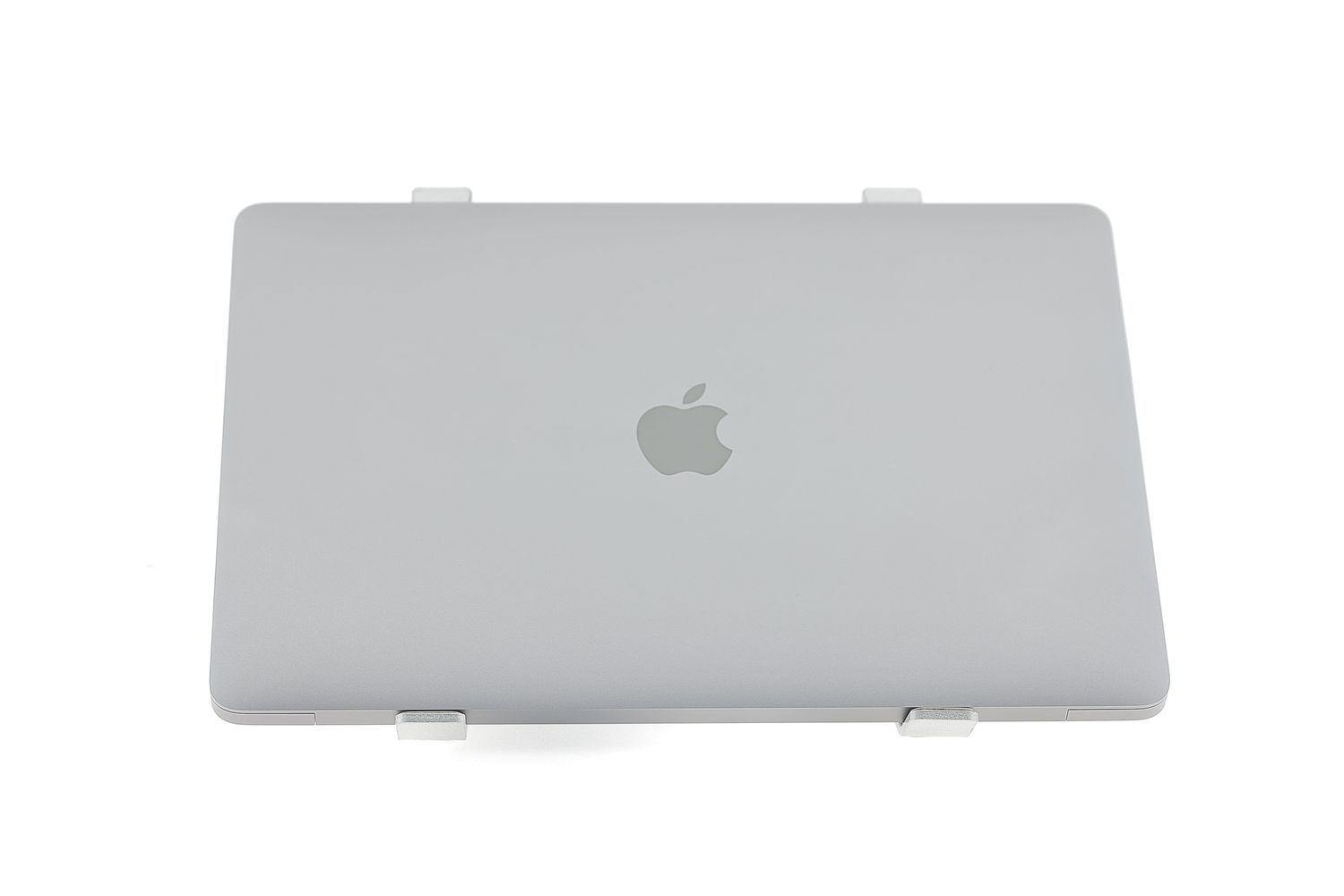 Apple MacBook Air 13″ 2020, i3 1.1 GHz, 8 GB, Intel Iris Plus
