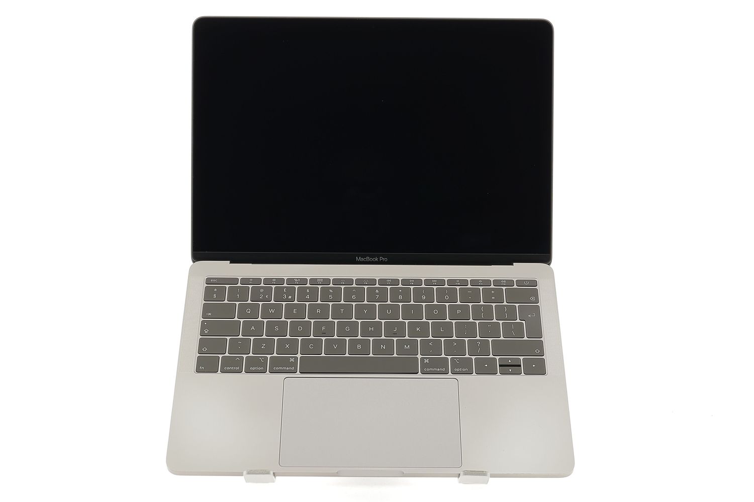 Apple MacBook Pro 13″ 2017, i5 2.3 GHz, 8 GB, Intel Iris Plus Graphics 640 128 GB Space Gray - Foarte bun