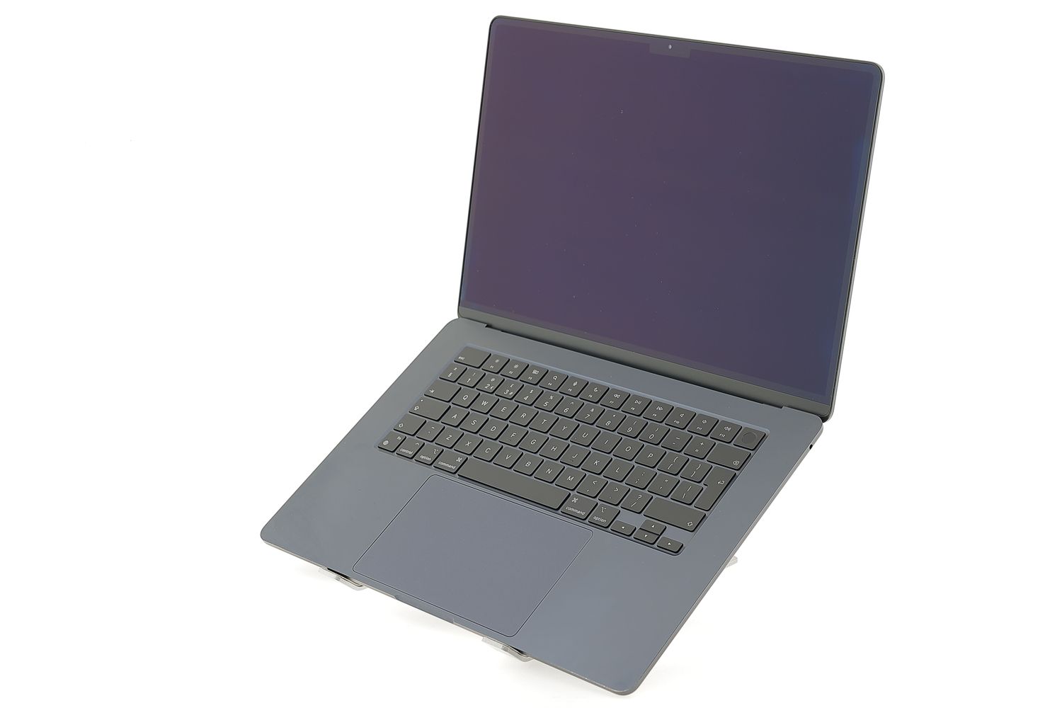 Apple MacBook Air 15″ 2023, M2 8 Cores, 8 GB, 10 core GPU 256 GB Midnight - Újszerű