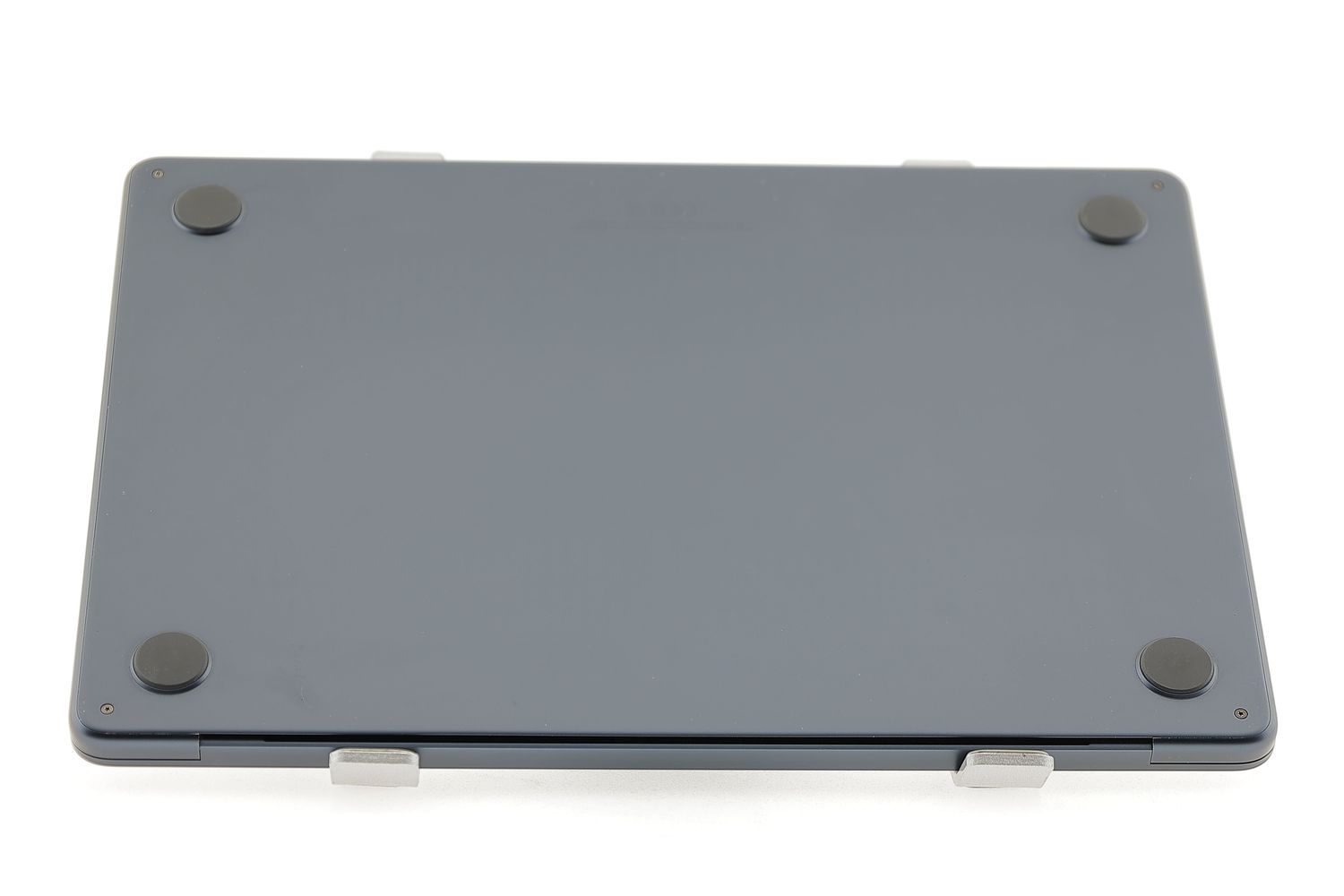 Apple MacBook Air 13″ 2022, M2 8 Cores, 8 GB, 8 core GPU 256 GB Midnight