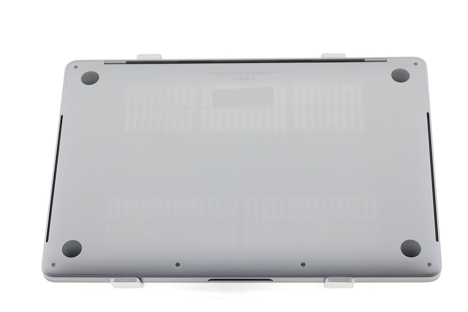 Apple MacBook Pro 13″ Touch Bar 2019, i5 2.4 GHz, 16 GB, Intel Iris Plus Graphics 655 256 GB Space Gray