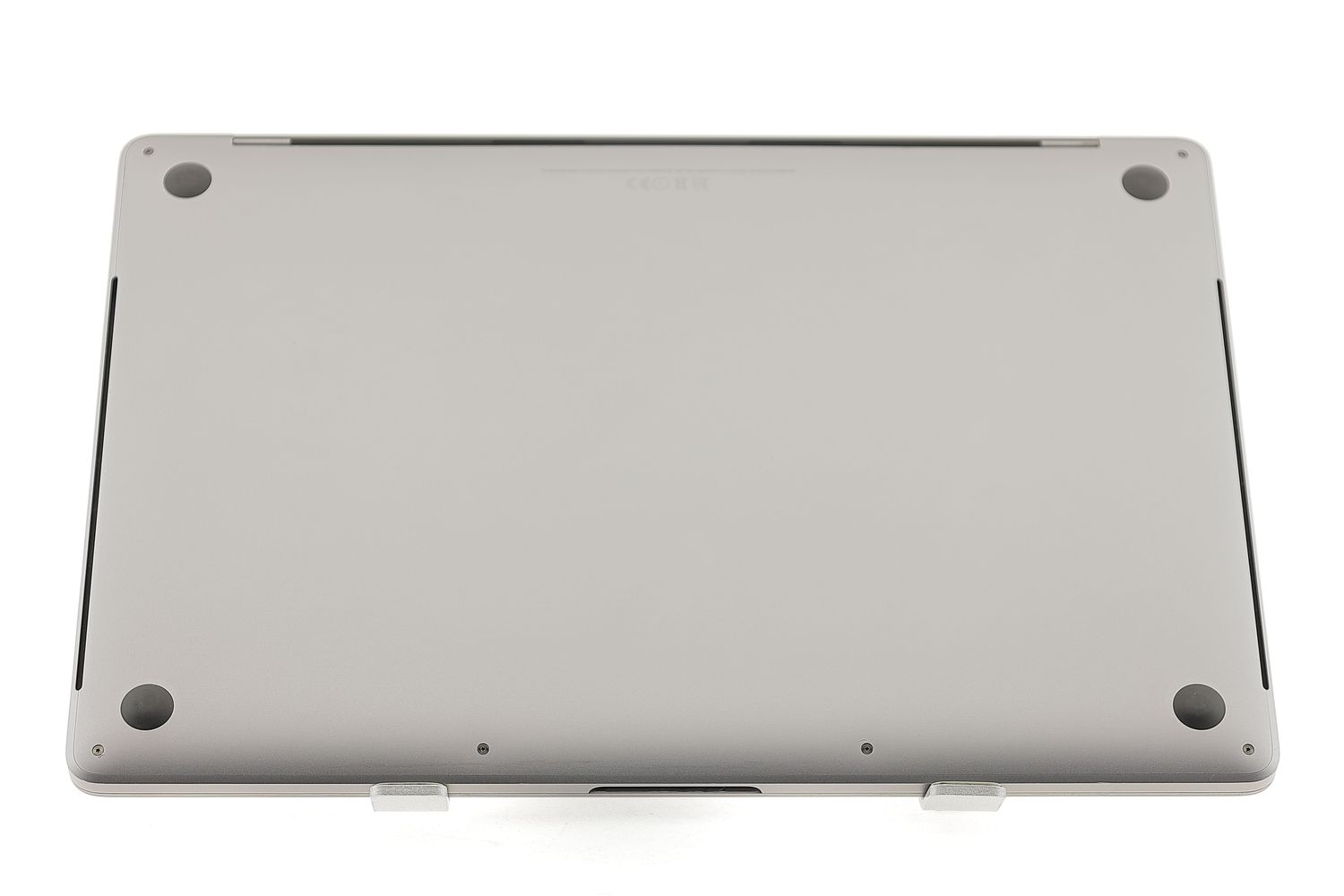 Apple MacBook Pro 15″ Touch Bar 2017, i7 2.8 GHz, 16 GB, AMD Radeon Pro 555 256 GB Space Gray