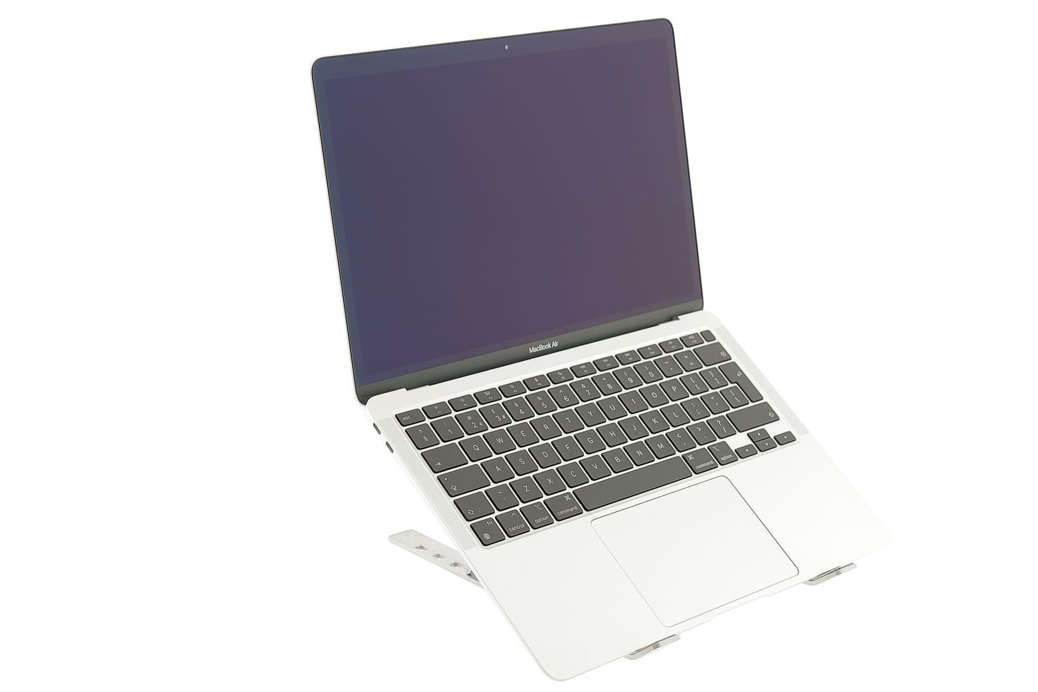 Apple MacBook Air 13″ 2020, M1 8 Cores, 8 GB, 7 core GPU 256 GB Silver - Като нов