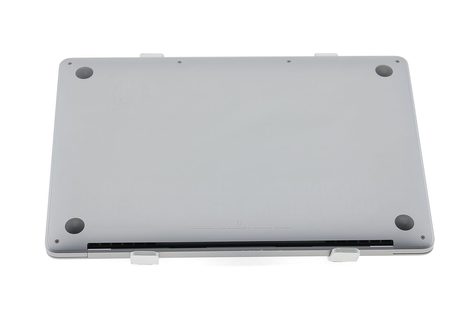 Apple MacBook Pro 13″ 2022, M2 8 Cores, 8 GB, 10 core GPU 256 GB Space Gray - Kiváló