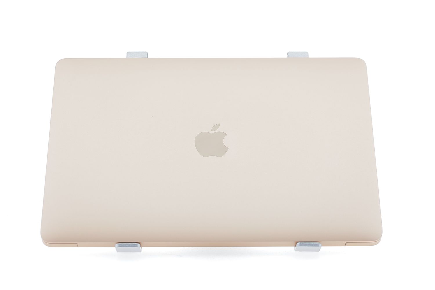 Apple MacBook Air 13″ 2019, i5 1.6 GHz, 8 GB, Intel UHD Graphics 617 128 GB Gold