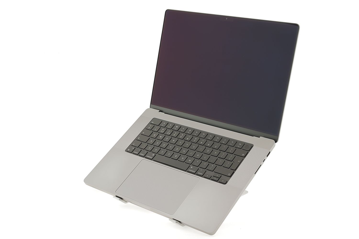 Apple MacBook Pro 16″ 2021, M1 Pro 10 Cores, 16 GB, 16 core GPU 512 GB Space Gray - Excelent