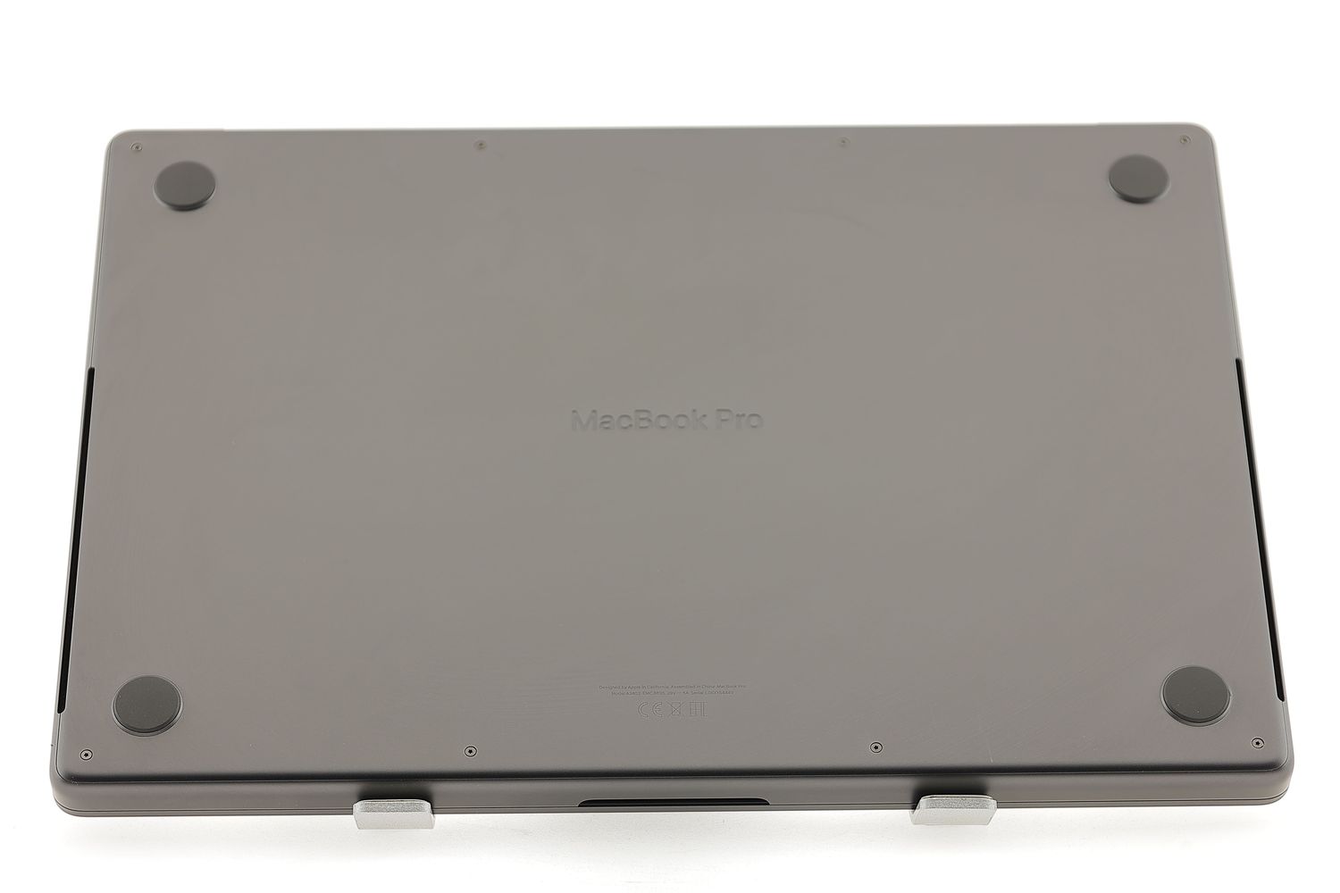 Apple MacBook Pro 16″ 2024, M4 Pro 14 Cores, 24 GB, 20 core GPU 512 GB Space Black - Újszerű