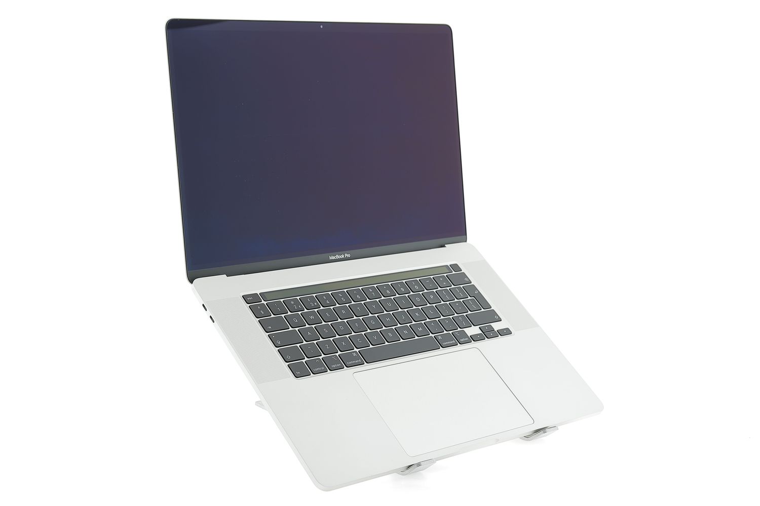Apple MacBook Pro 16″ Touch Bar 2019, i7 2.6 GHz, 16 GB, AMD Radeon Pro 5300M 512 GB Silver - Ca nou