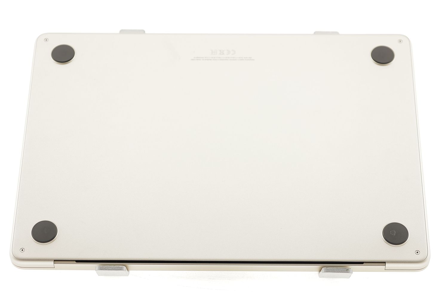 Apple MacBook Air 13″ 2022, M2 8 Cores, 8 GB, 10 core GPU 512 GB Silver - Nagyon jó