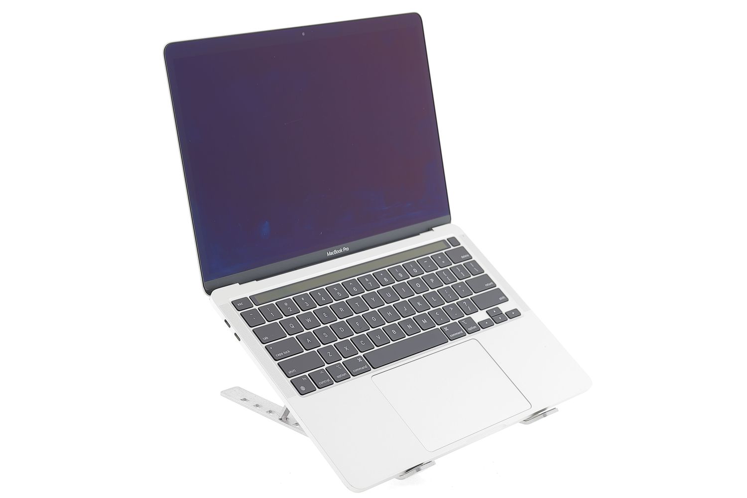 Apple MacBook Pro 13″ 2020, M1 8 Cores, 8 GB, 8 core GPU 256 GB Silver - Nagyon jó