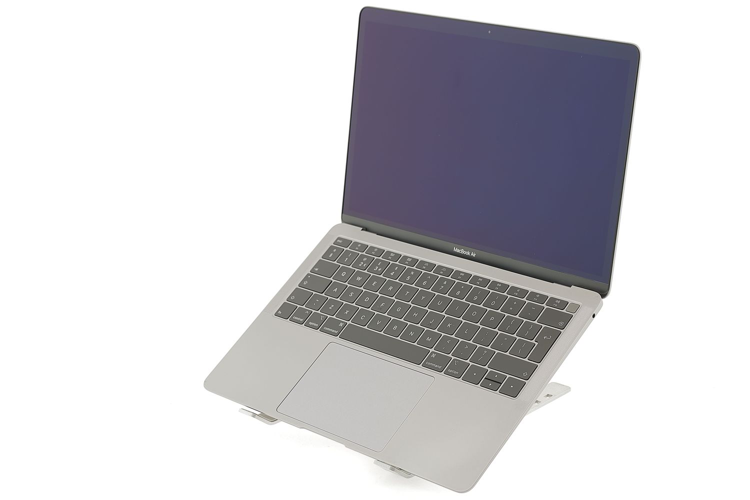 Apple MacBook Air 13″ 2019, i5 1.6 GHz, 8 GB, Intel UHD Graphics 617 256 GB Space Gray - Πολύ καλό