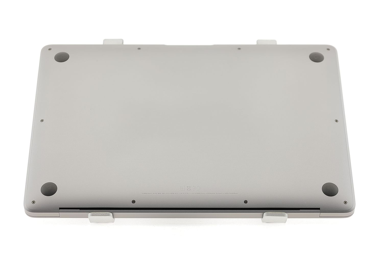 Apple MacBook Air 13″ 2020, M1 8 Cores, 8 GB, 8 core GPU 512 GB Space Gray - Újszerű