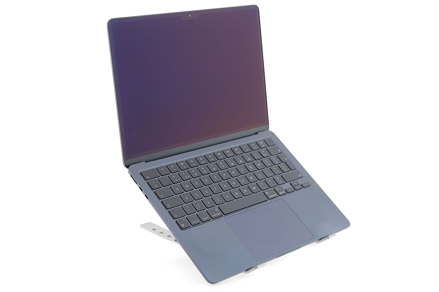 Apple MacBook Air 13″ 2024, M3 8 Cores, 16 GB, 10 core GPU 512 GB Midnight