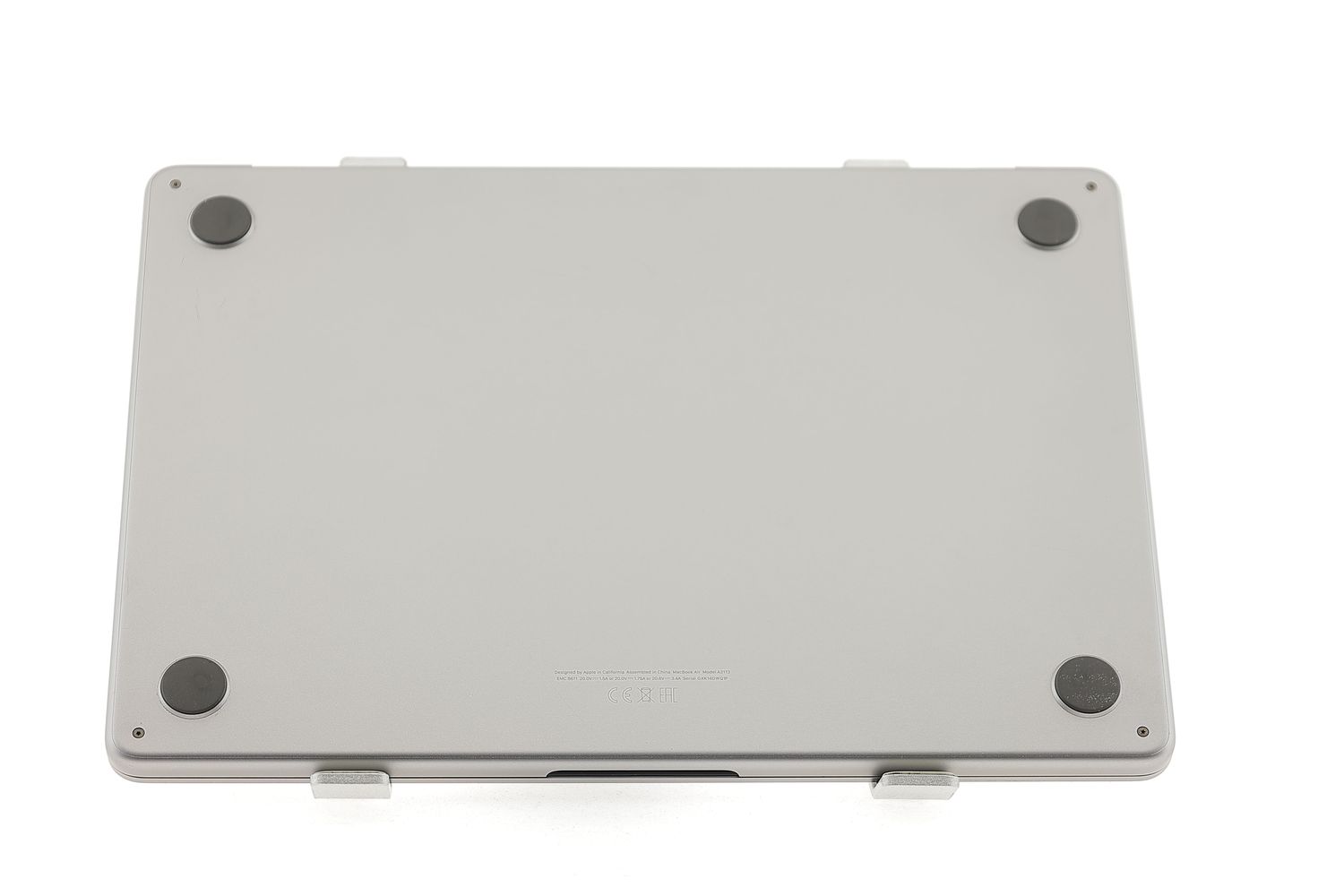 Apple MacBook Air 13″ 2024, M3 8 Cores, 8 GB, 8 core GPU 256 GB Space Gray - Nagyon jó