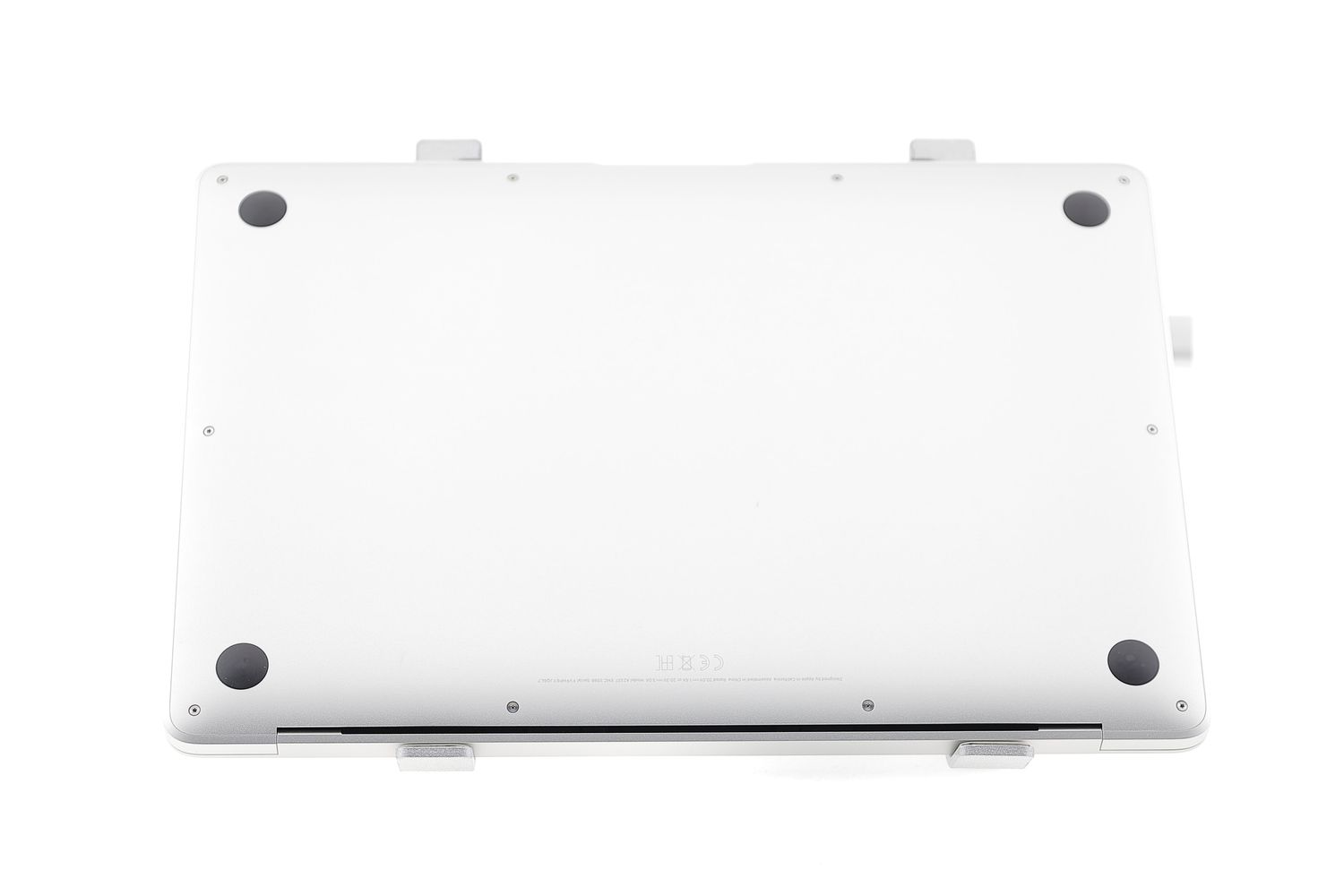 Apple MacBook Air 13″ 2020, M1 8 Cores, 8 GB, 7 core GPU 256 GB Silver - Kiváló