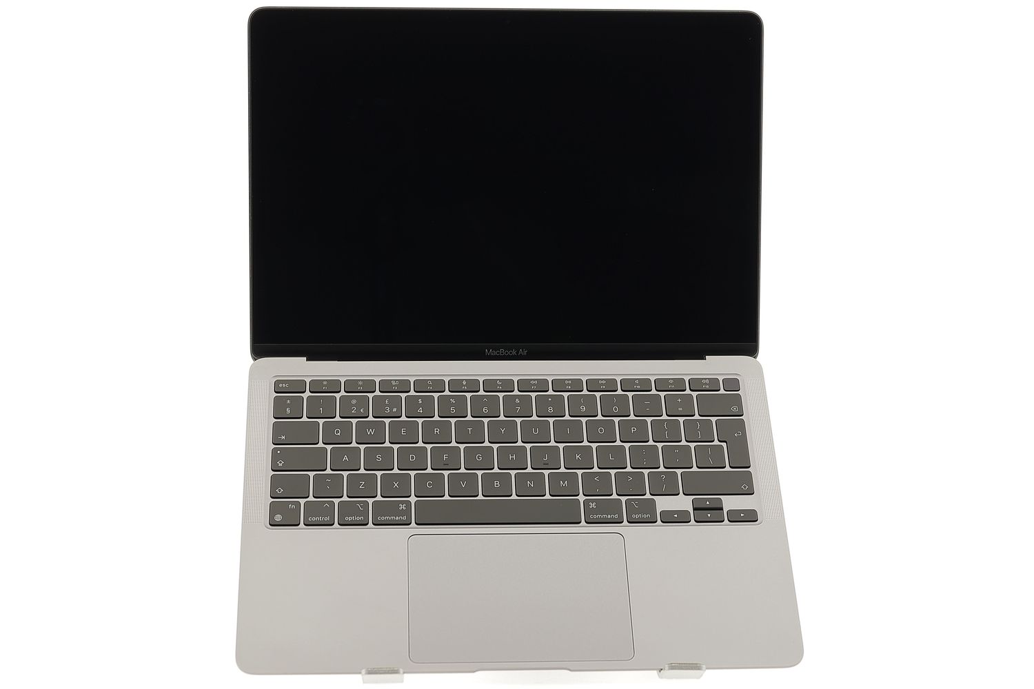 Apple MacBook Air 13″ 2020, M1 8 Cores, 8 GB, 7 core GPU 256 GB Space Gray - Много добро