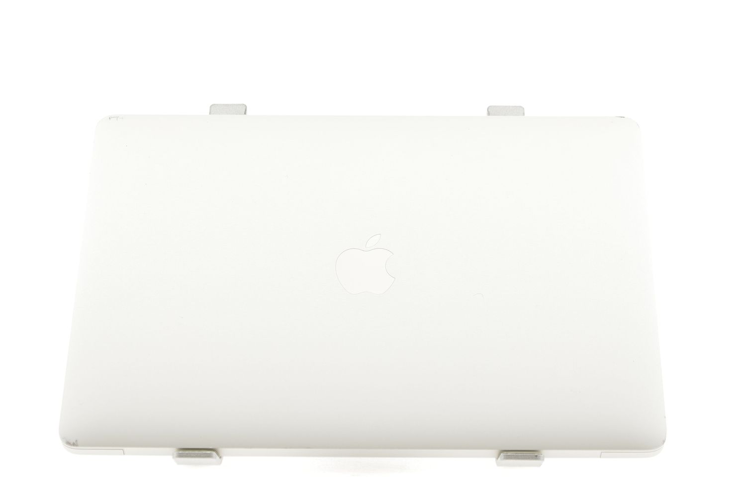 Apple MacBook Air 13″ 2020, M1 8 Cores, 8 GB, 7 core GPU 256 GB Silver - Много добро