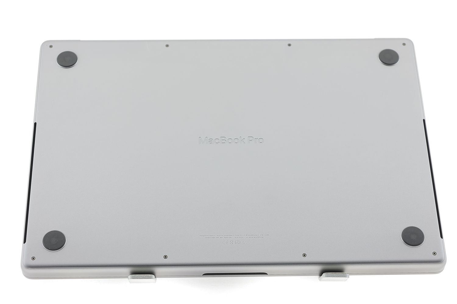 Apple MacBook Pro 16″ 2021, M1 Pro 10 Cores, 16 GB, 16 core GPU 512 GB Space Gray - Excelent