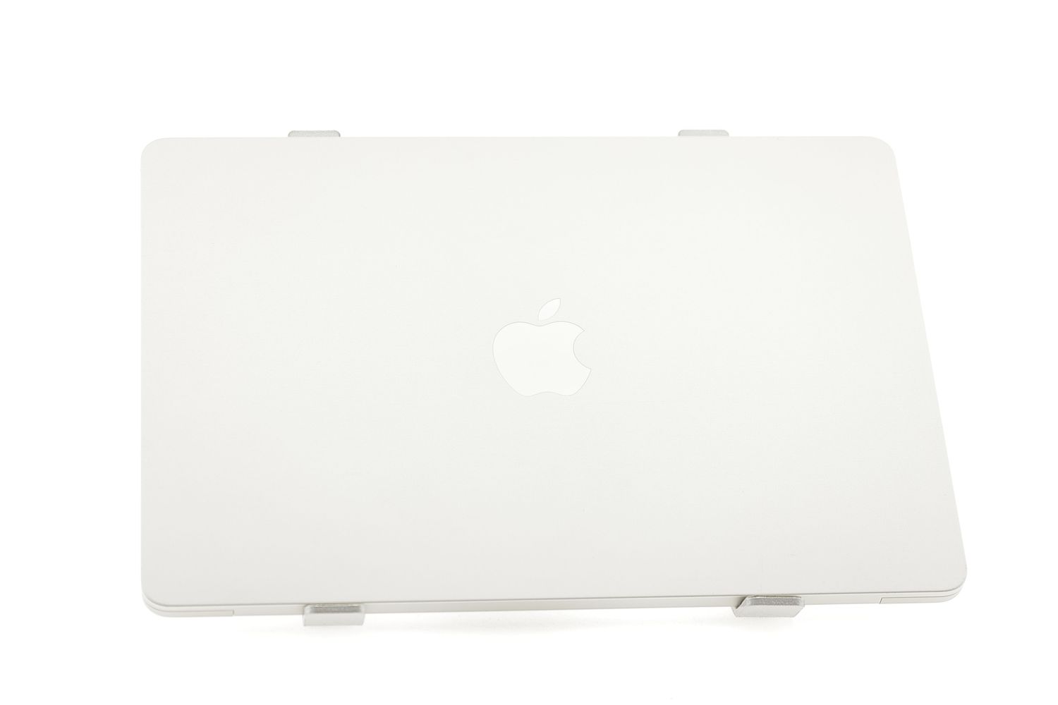 Apple MacBook Air 13″ 2025, M4 10 Cores, 16 GB, 10 core GPU 512 GB Silver - Nagyon jó