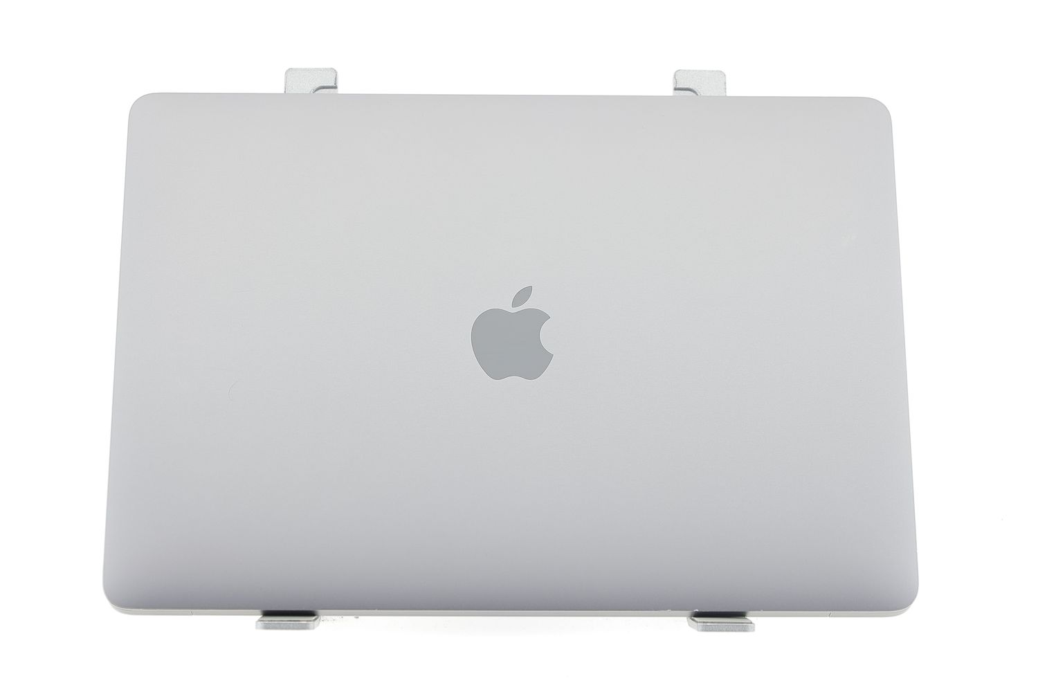 Apple MacBook Air 13″ 2020, M1 8 Cores, 8 GB, 7 core GPU 256 GB Space Gray - Много добро