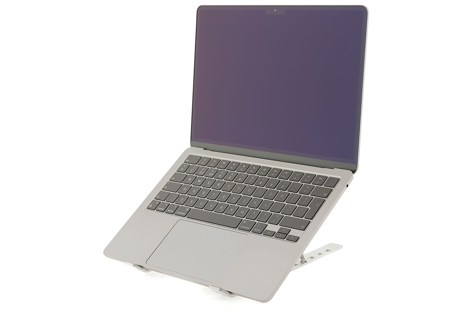 Apple MacBook Air 13″ 2022, M2 8 Cores, 8 GB, 8 core GPU 256 GB Space Gray - Като нов