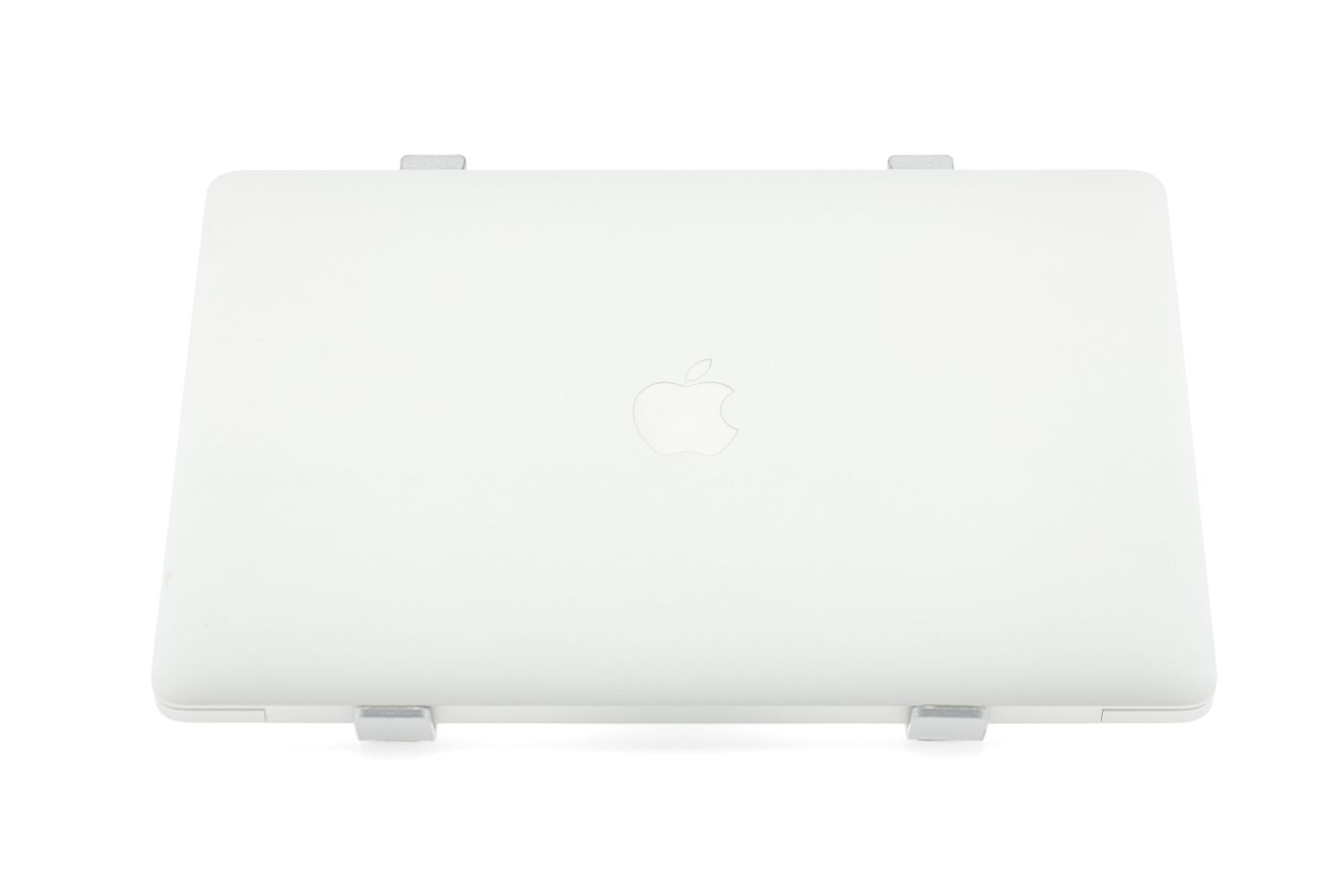Apple MacBook Air 13″ 2019, i5 1.6 GHz, 8 GB, Intel UHD Graphics 617 128 GB Silver - Ca nou