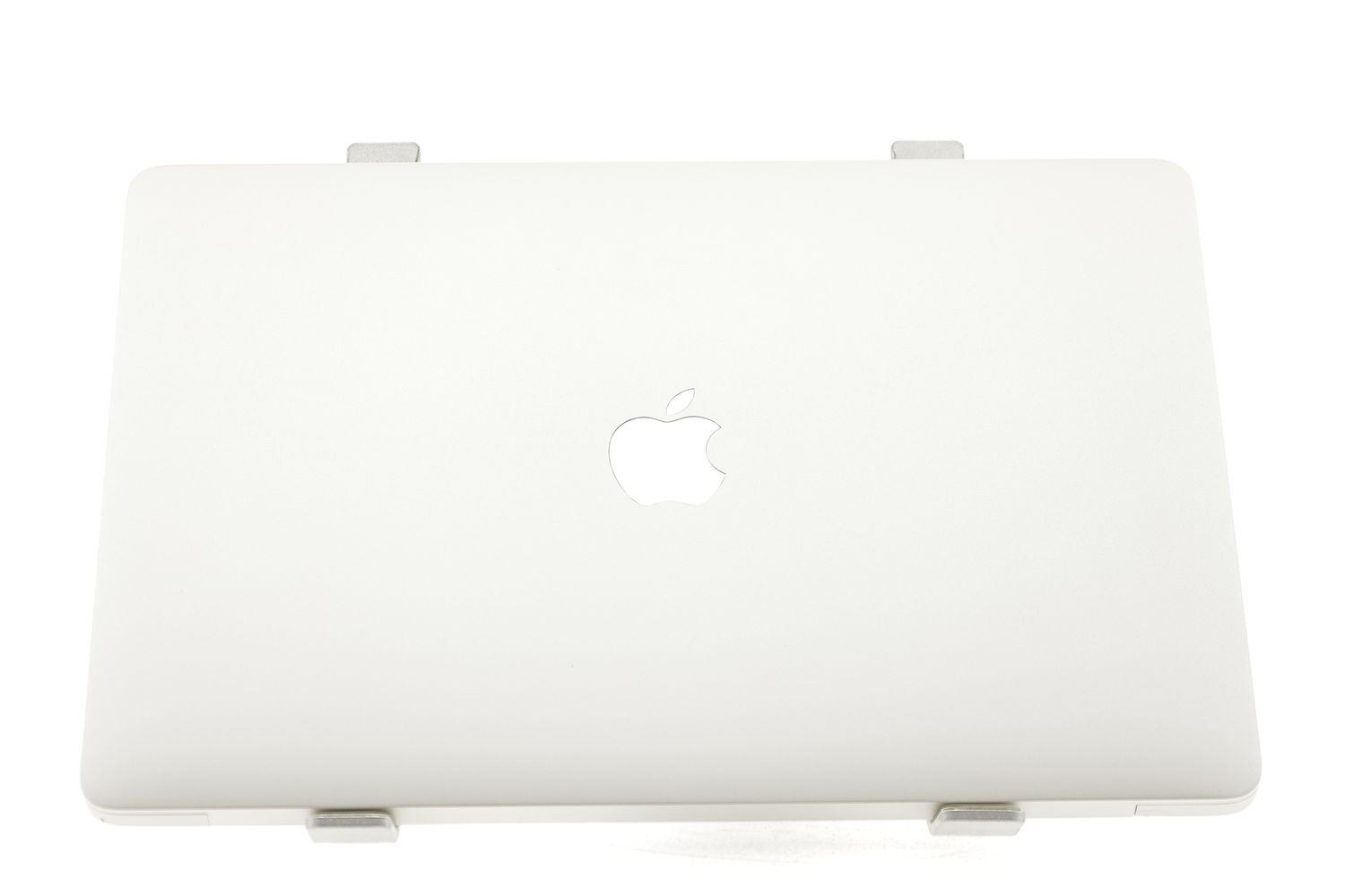 Apple MacBook Air 13″ 2020, M1 8 Cores, 8 GB, 7 core GPU 256 GB Silver - Foarte bun