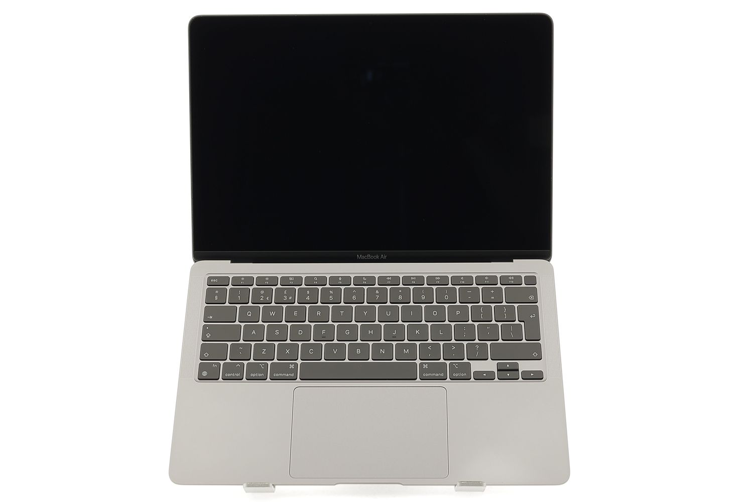 Apple MacBook Air 13″ 2020, M1 8 Cores, 8 GB, 8 core GPU 512 GB Space Gray - Újszerű