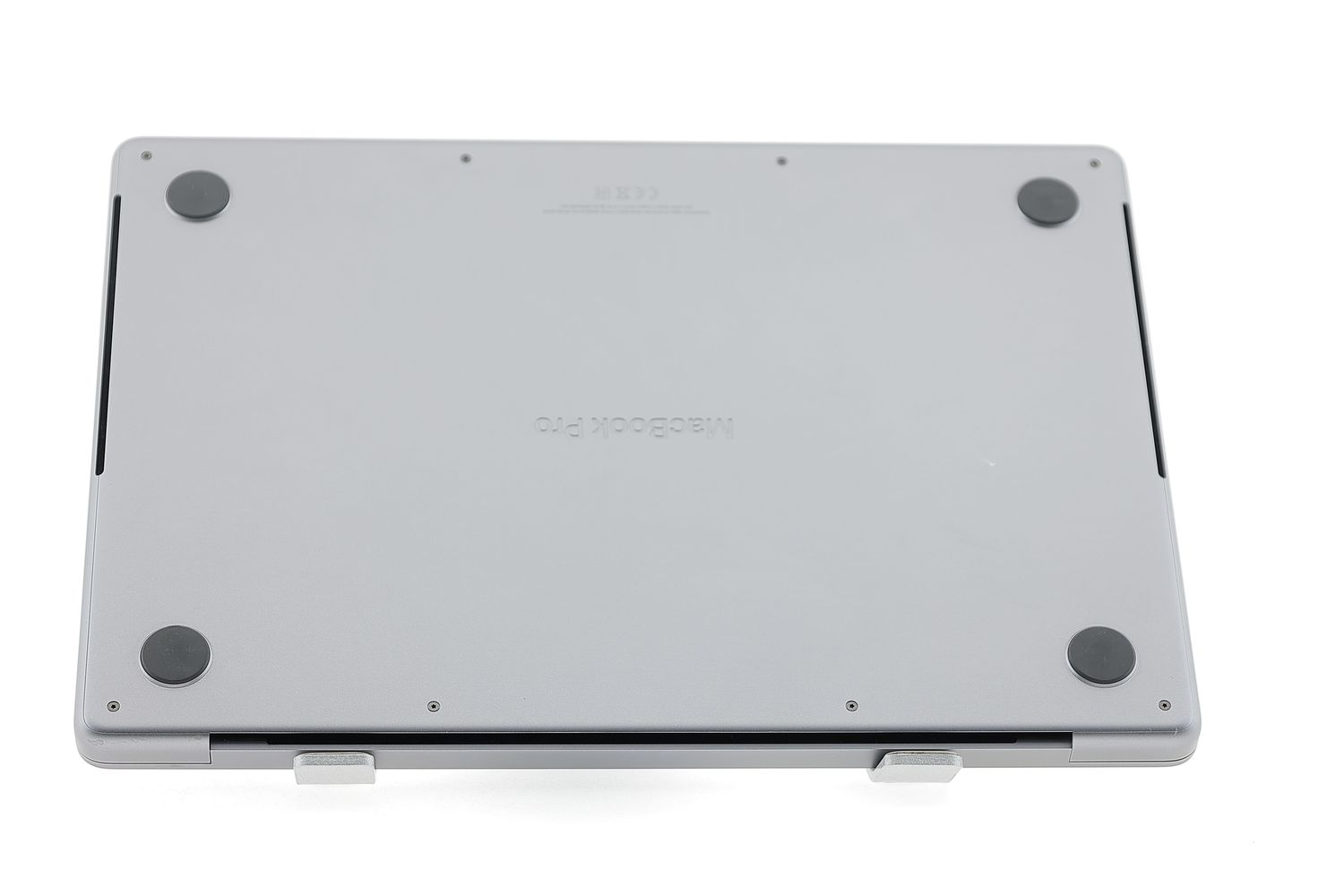 Apple MacBook Pro 14″ 2023, M3 8 Cores, 8 GB, 10 core GPU 1 TB Space Gray - Kiváló
