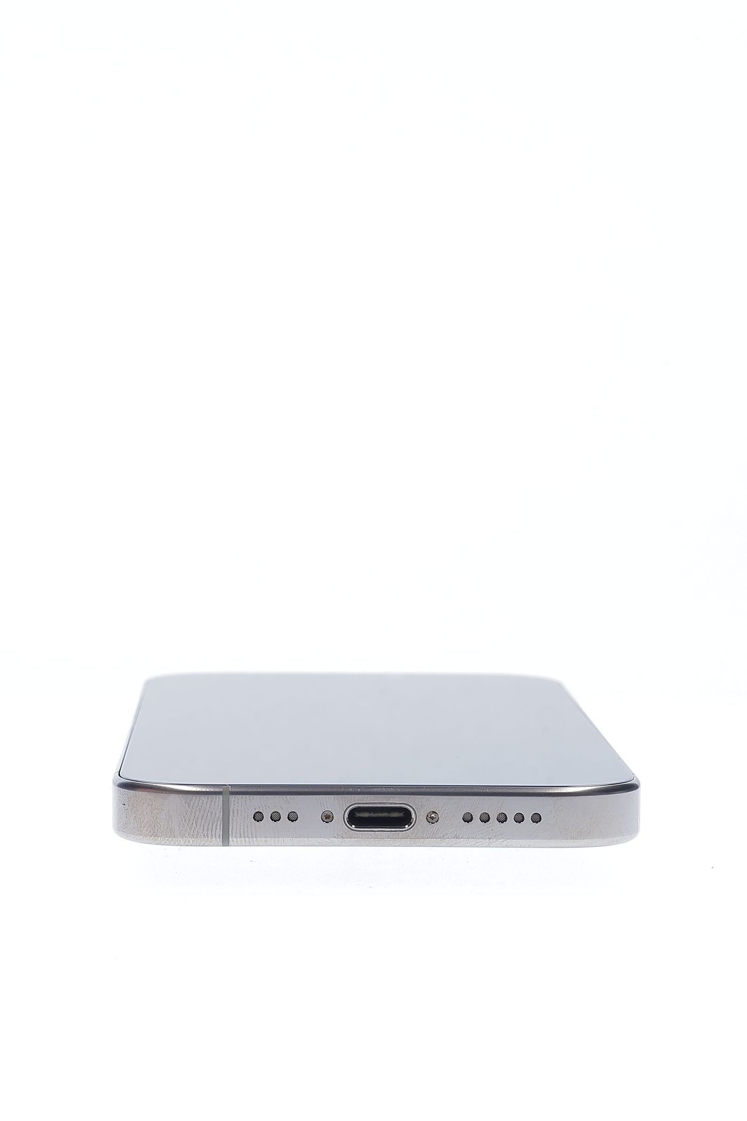 Apple iPhone 16 Pro 128 GB Natural Titanium - Újszerű