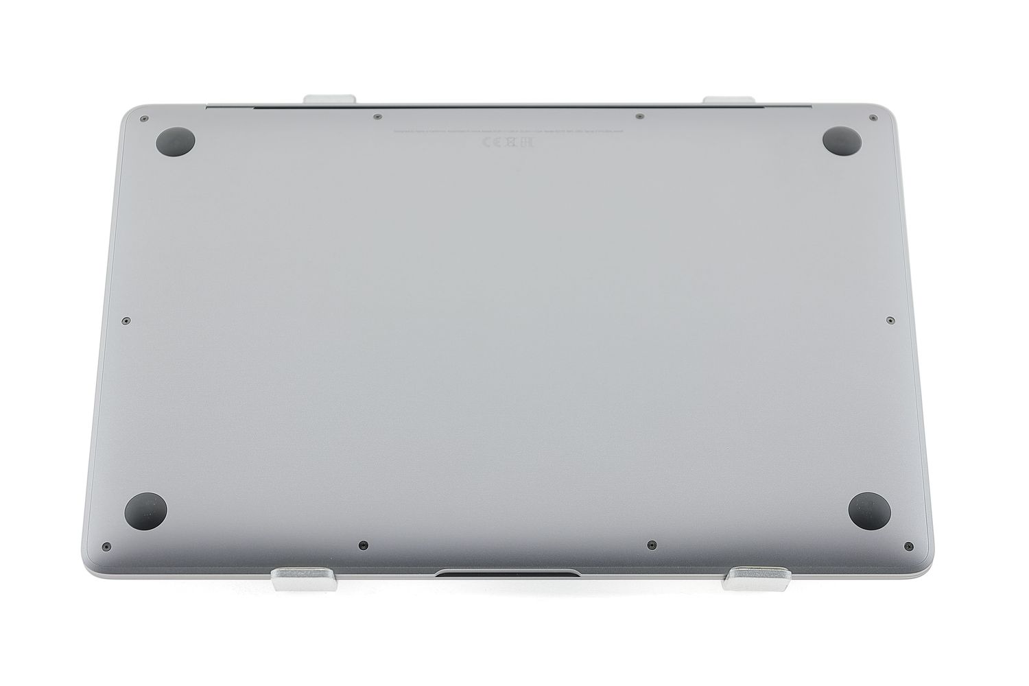 Apple MacBook Air 13″ 2020, i3 1.1 GHz, 8 GB, Intel Iris Plus 256 GB Space Gray - Kiváló