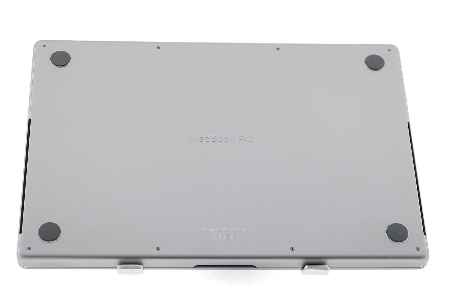 Apple MacBook Pro 16″ 2021, M1 Pro 10 Cores, 16 GB, 16 core GPU 512 GB Space Gray