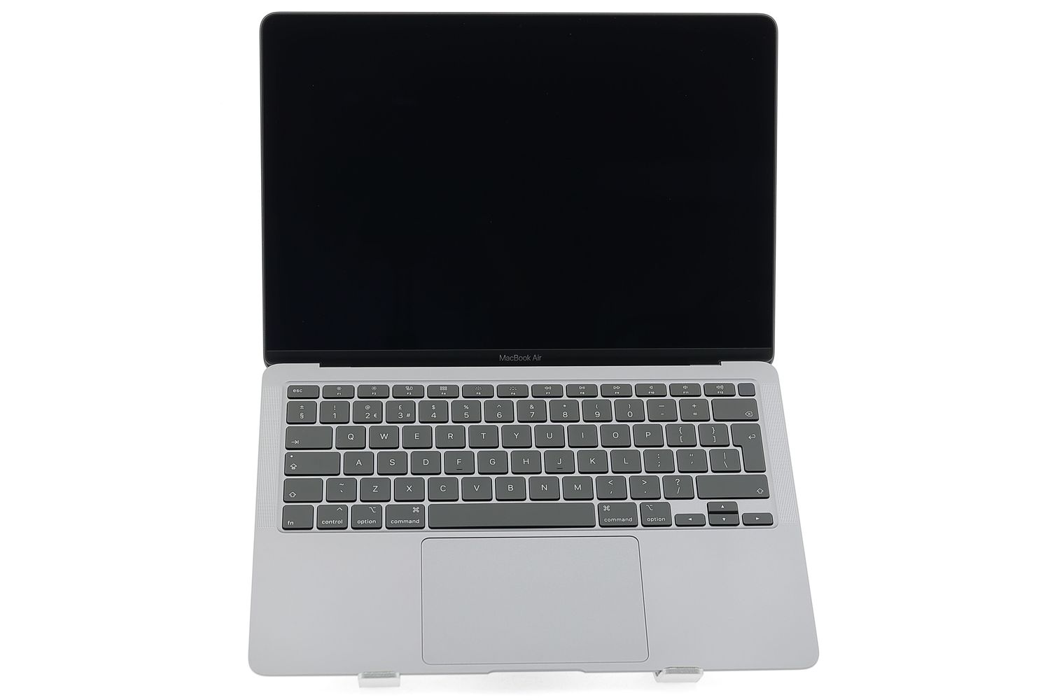 Apple MacBook Air 13″ 2020, i7 1.2 GHz, 16 GB, Intel Iris Plus 512 GB Space Gray - Ca nou