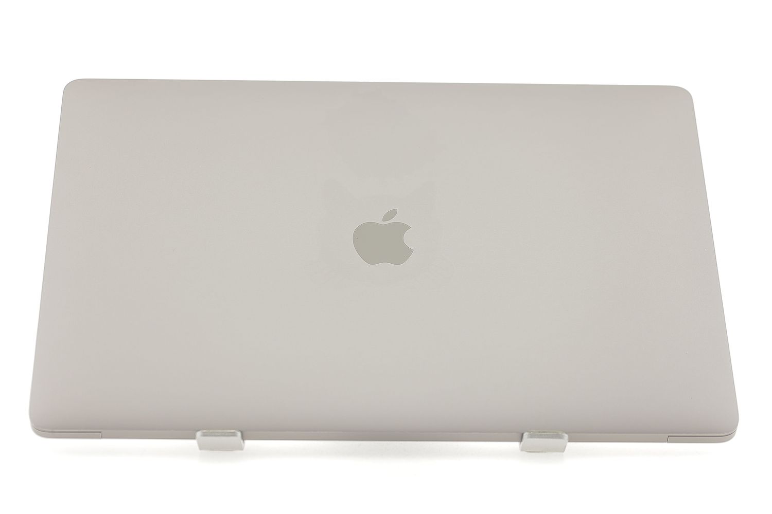 Apple MacBook Pro 15″ Touch Bar 2018, i9 2.9 GHz, 16 GB, AMD Radeon Pro 560X 512 GB Space Gray - Excelent