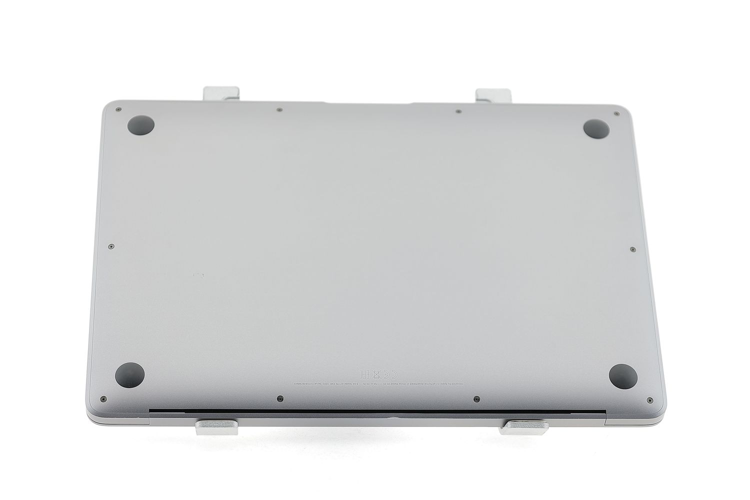 Apple MacBook Air 13″ 2020, i7 1.2 GHz, 8 GB, Intel Iris Plus 256 GB Space Gray - Отлично