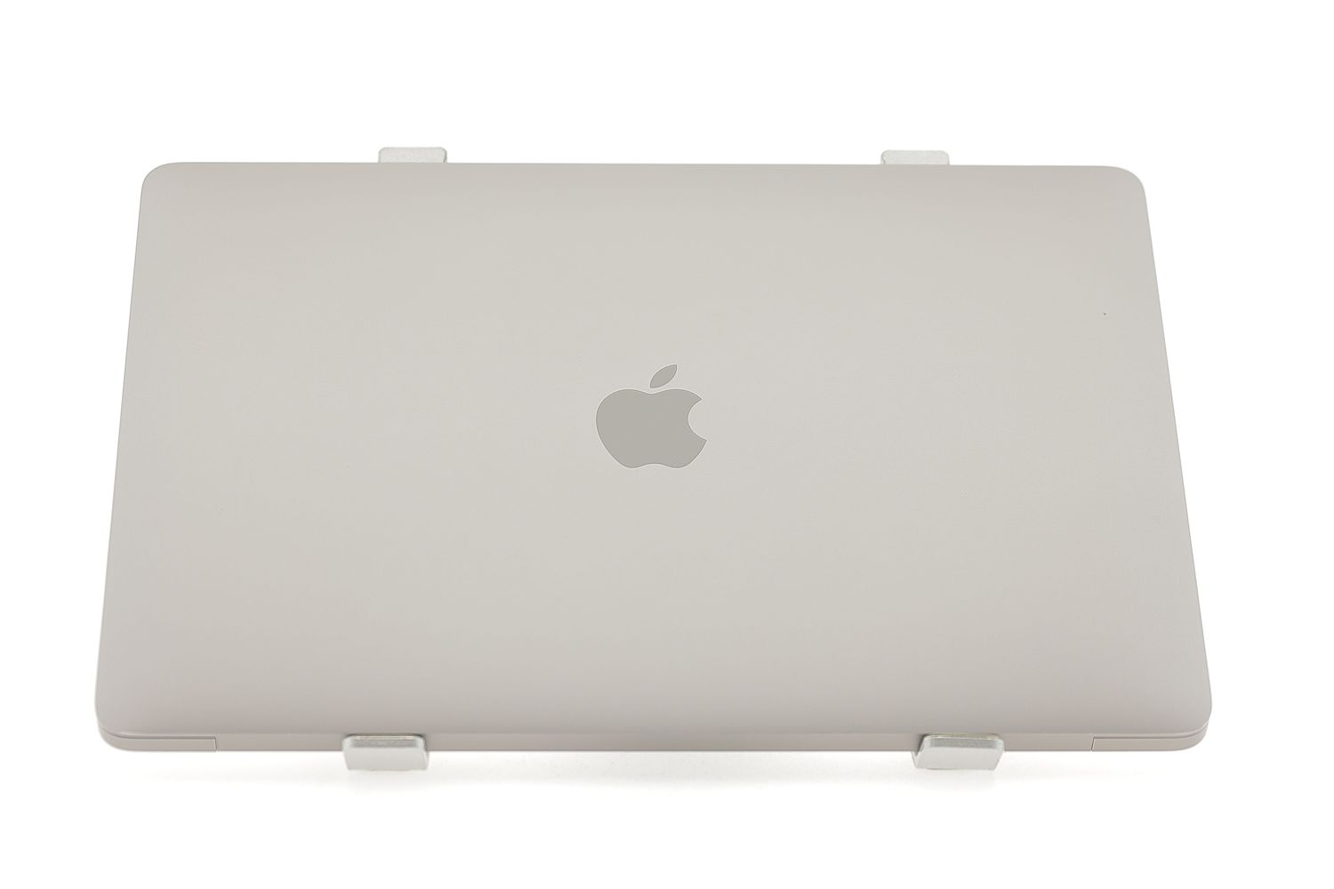 Apple MacBook Air 13″ 2020, i3 1.1 GHz, 8 GB, Intel Iris Plus 256 GB Space Gray - Отлично
