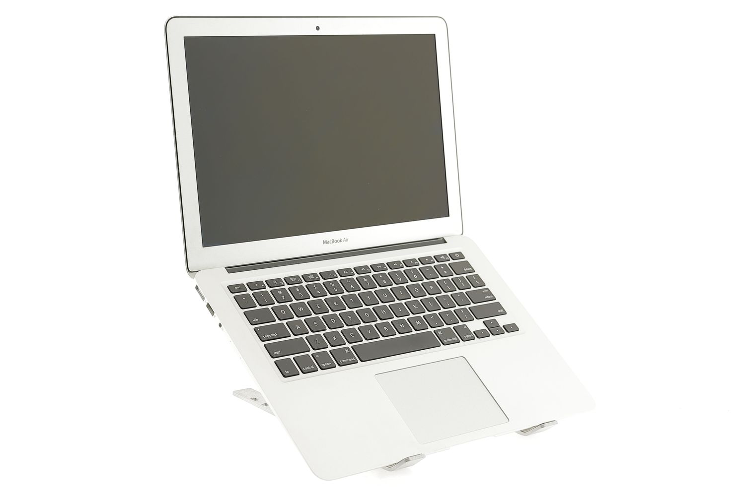 Apple MacBook Air 13″ 2017, i7 2.2 GHz, 8 GB, HD Graphics 6000 512 GB Silver - Excelent