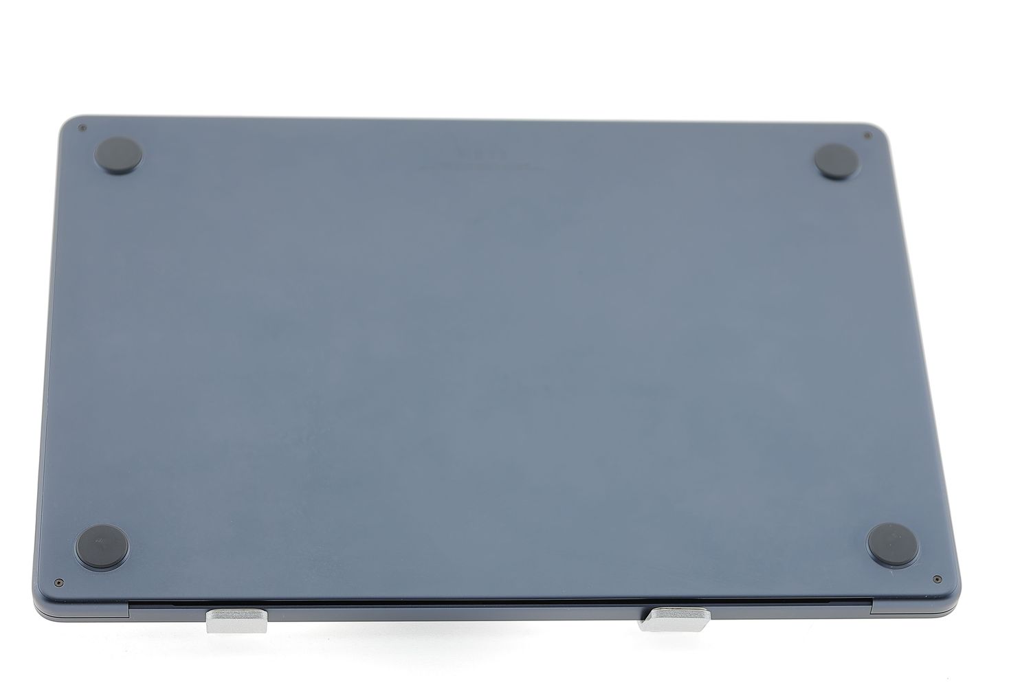 Apple MacBook Air 15″ 2023, M2 8 Cores, 8 GB, 10 core GPU 256 GB Midnight - Ca nou