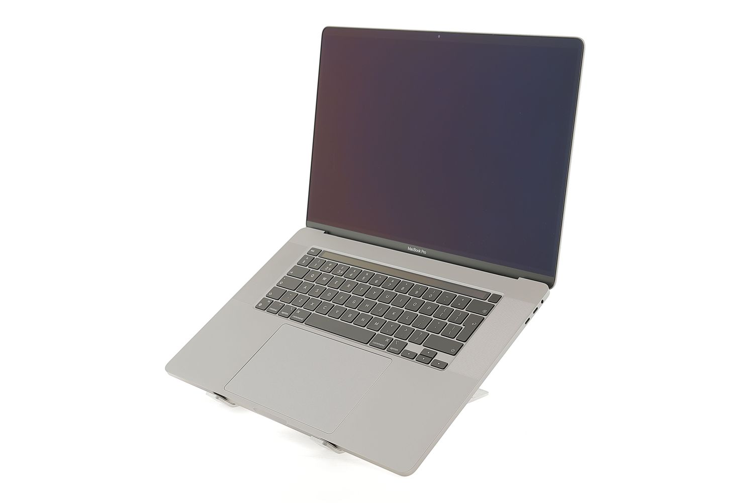 Apple MacBook Pro 16″ Touch Bar 2019, i7 2.6 GHz, 16 GB, AMD Radeon Pro 5300M 512 GB Space Gray - Като нов