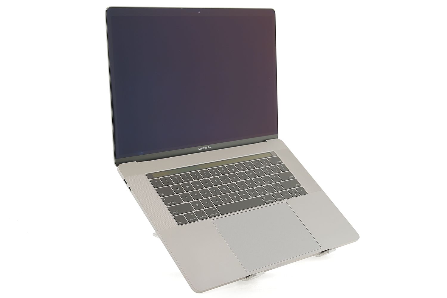 Apple MacBook Pro 15″ Touch Bar 2019, i7 2.6 GHz, 32 GB, AMD Radeon Pro 555X 256 GB Space Gray - Foarte bun