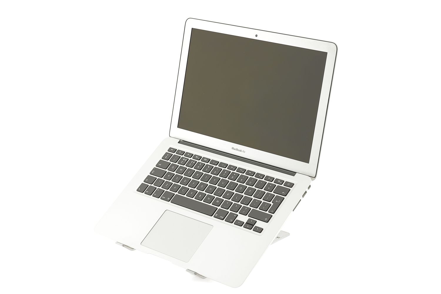 Apple MacBook Air 13″ 2017, i5 1.8 GHz, 8 GB, HD Graphics 6000 128 GB Silver - Като нов