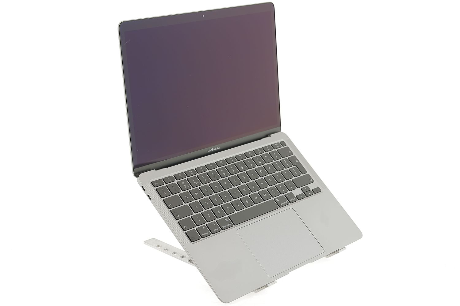 Apple MacBook Air 13″ 2020, M1 8 Cores, 16 GB, 7 core GPU 256 GB Space Gray - Excelent