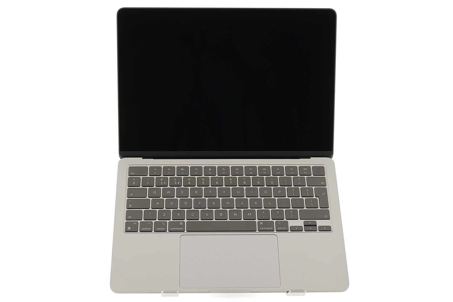 Apple MacBook Air 13″ 2022, M2 8 Cores, 8 GB, 8 core GPU 256 GB Space Gray - Ca nou
