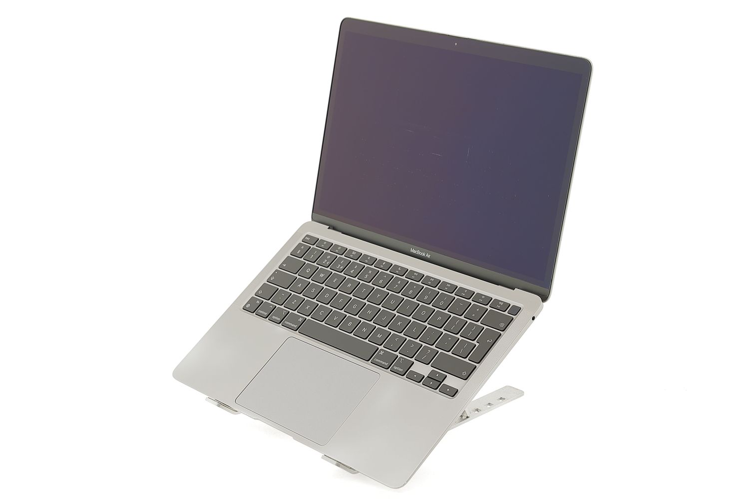 Apple MacBook Air 13″ 2020, i7 1.2 GHz, 16 GB, Intel Iris Plus 256 GB Space Gray - Nagyon jó