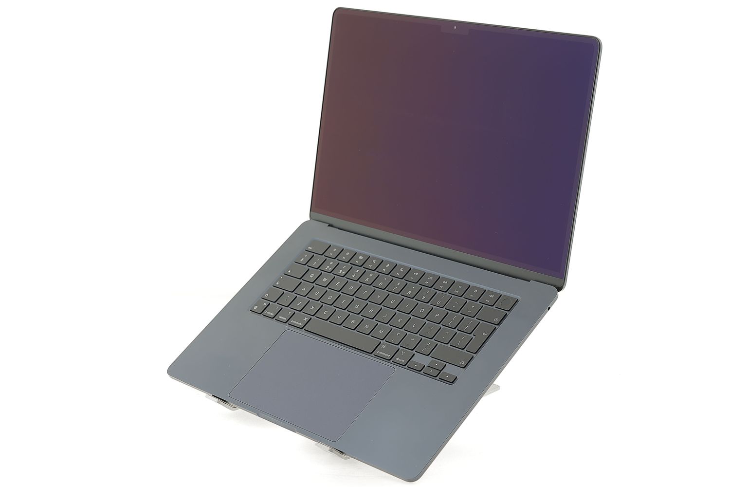 Apple MacBook Air 15″ 2023, M2 8 Cores, 8 GB, 10 core GPU 256 GB Midnight - Много добро
