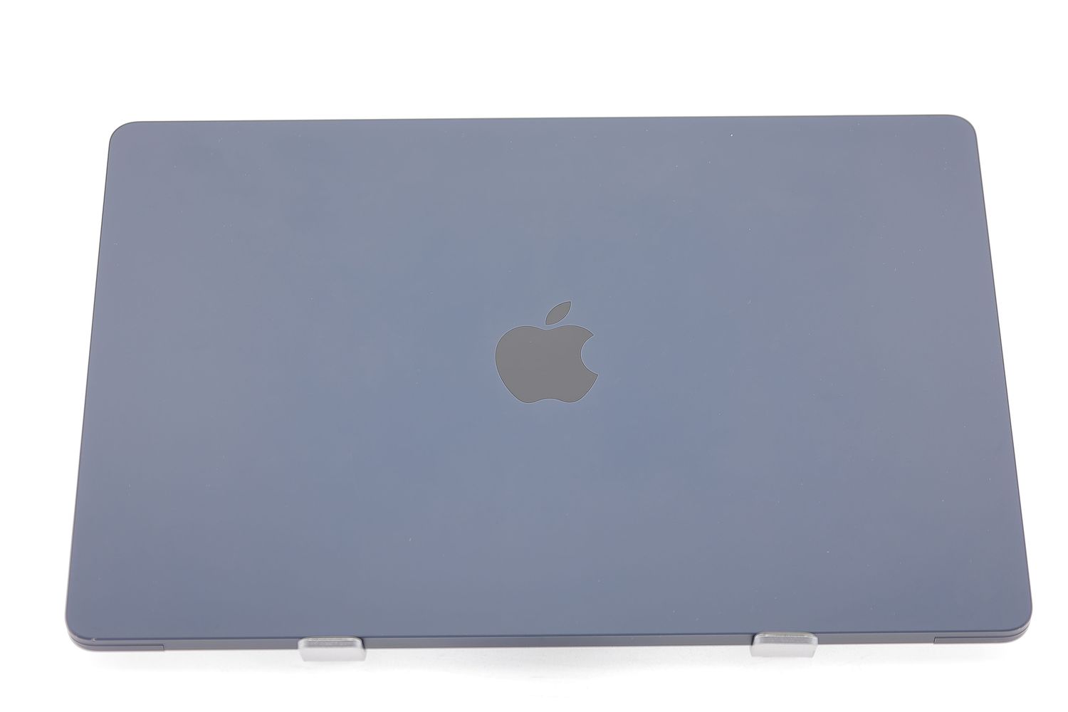 Apple MacBook Air 15″ 2024, M3 8 Cores, 8 GB, 10 core GPU 512 GB Midnight - Kiváló