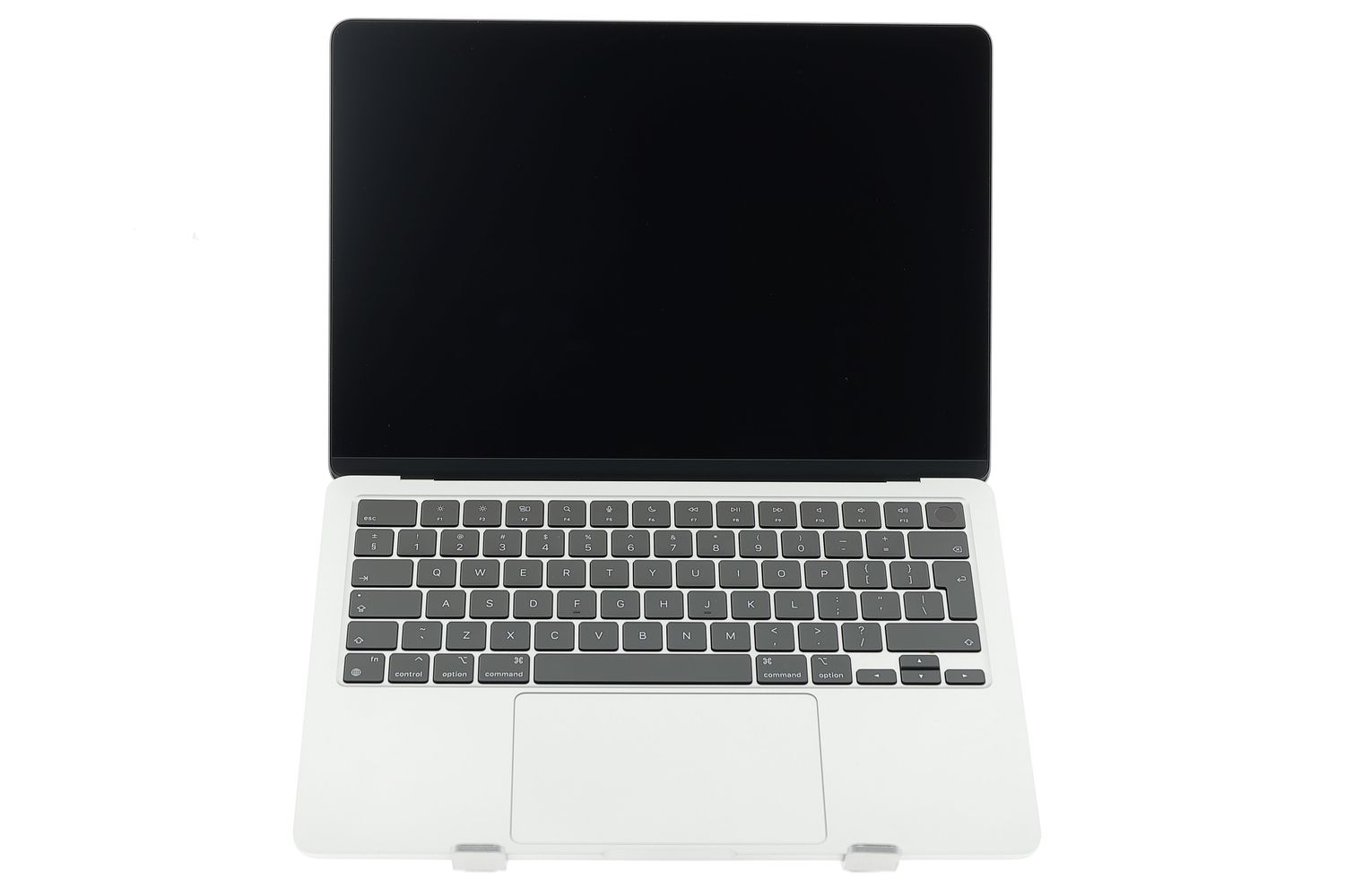 Apple MacBook Air 13″ 2024, M3 8 Cores, 8 GB, 8 core GPU 256 GB Silver - Újszerű