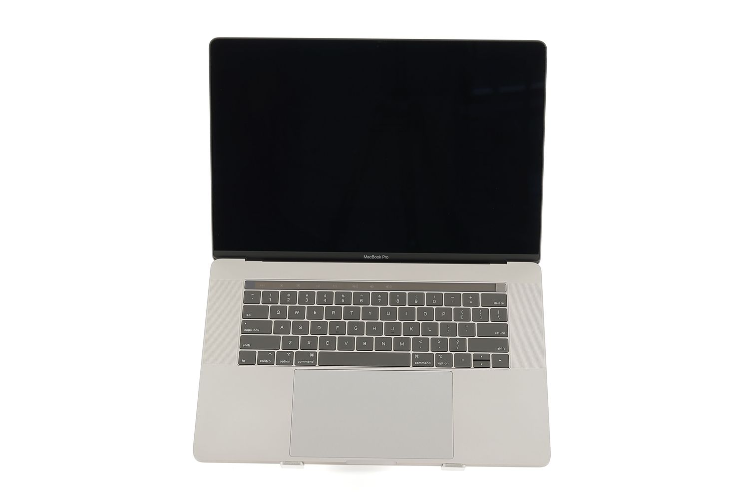 Apple MacBook Pro 15″ Touch Bar 2019, i7 2.6 GHz, 32 GB, AMD Radeon Pro 555X 256 GB Space Gray - Отлично