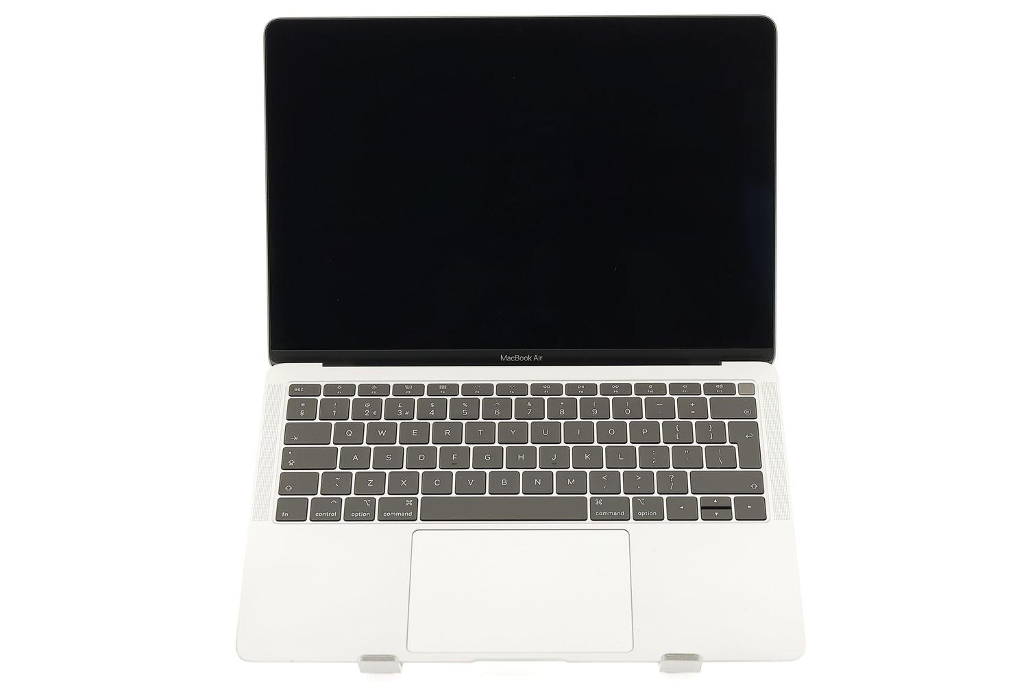Apple MacBook Air 13″ 2019, i5 1.6 GHz, 8 GB, Intel UHD Graphics 617 128 GB Silver - Excelent